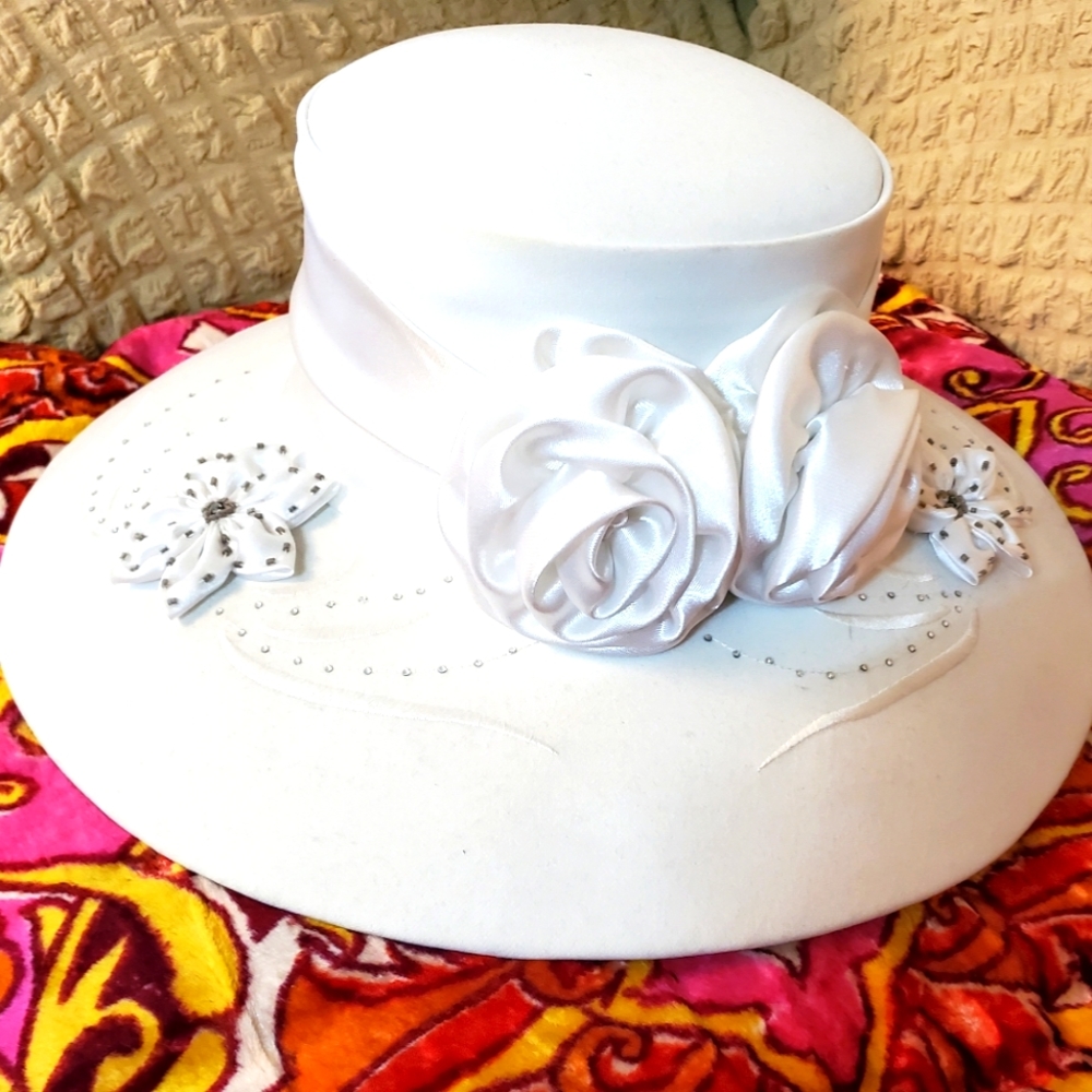 Lady's Hat